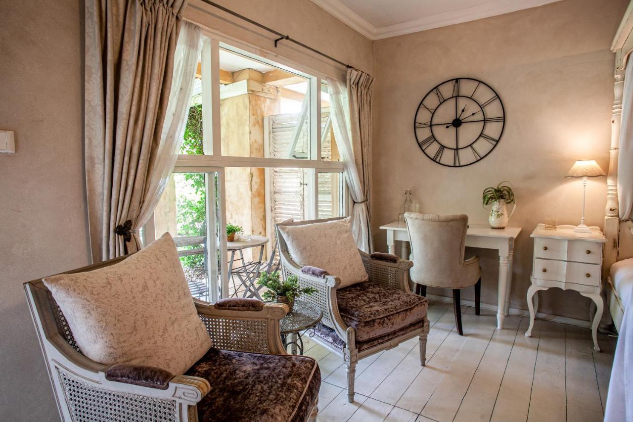 เปอตี โพรวองซ์ บูทิก เบด แอนด์ เบรกฟาสต์ Bed & Breakfast บัลลิโต ภายนอก รูปภาพ