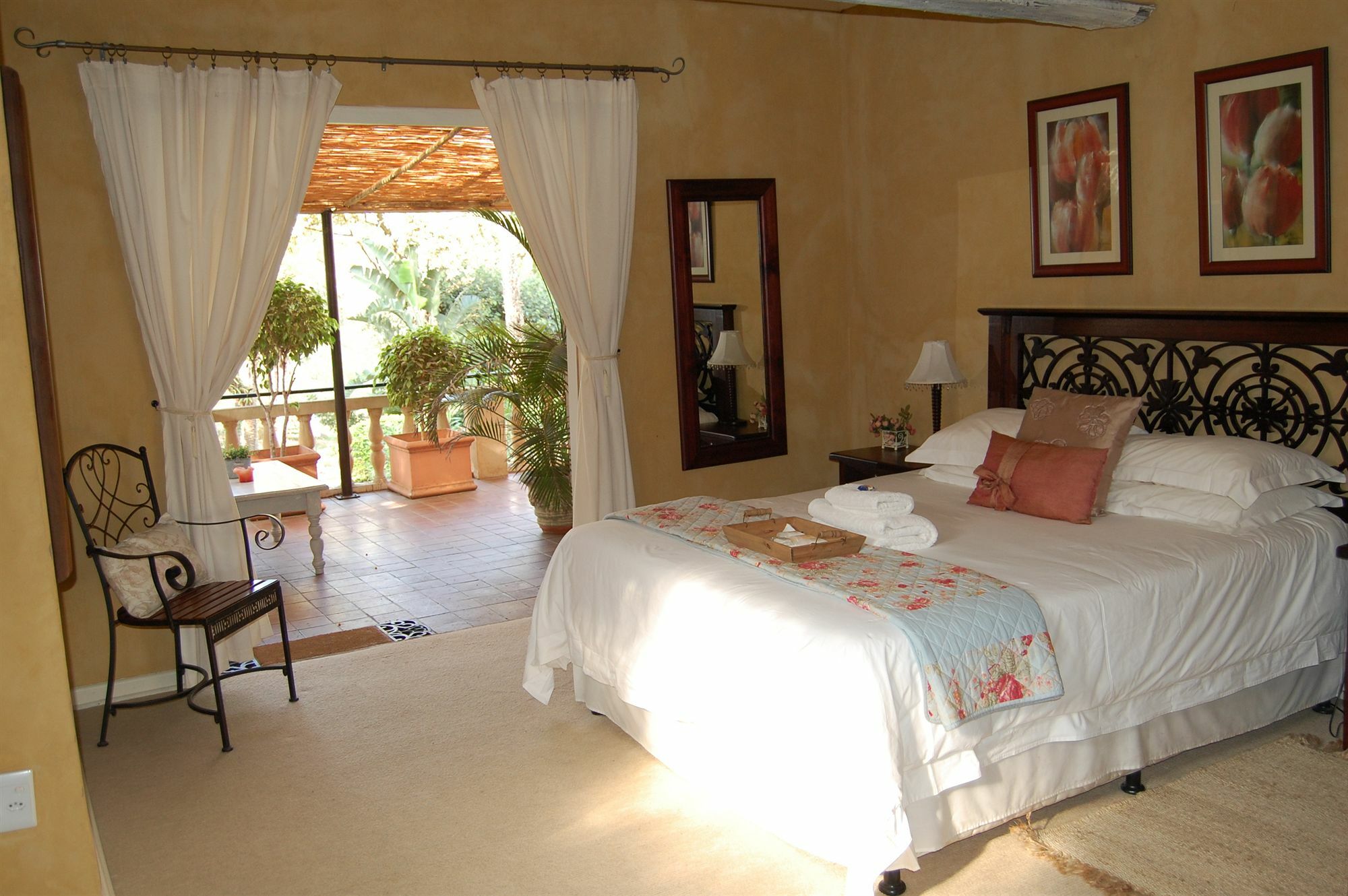 เปอตี โพรวองซ์ บูทิก เบด แอนด์ เบรกฟาสต์ Bed & Breakfast บัลลิโต ภายนอก รูปภาพ